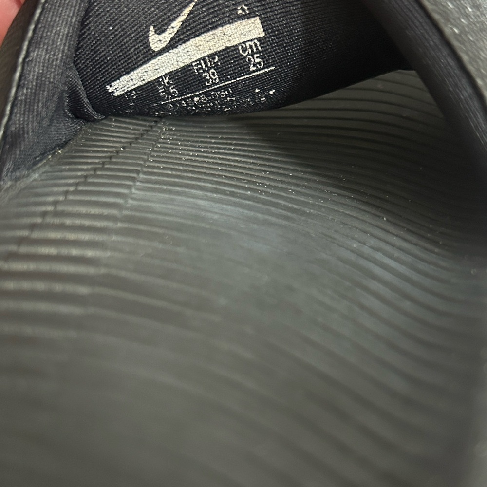 Nike Black Slides with Pink Swoosh - Picture 2 of 6